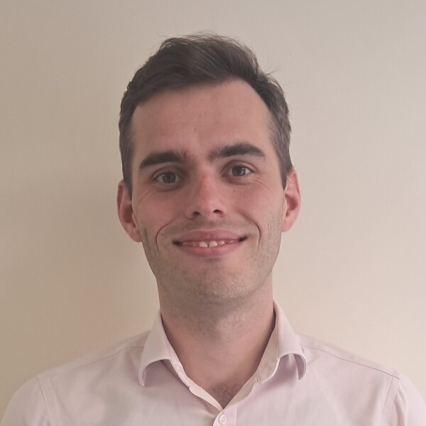 Dr Stewart Smith